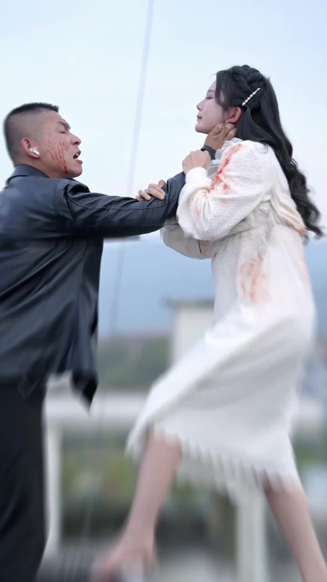Cinta Lintas Abad Episode 9