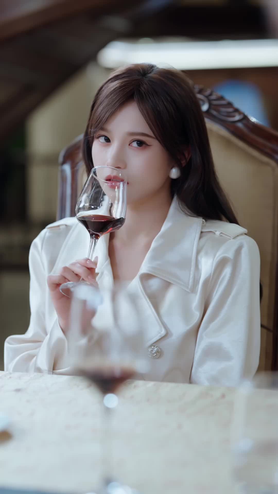 Bow to the Crown: Watch Me Tear You Down Episode 11