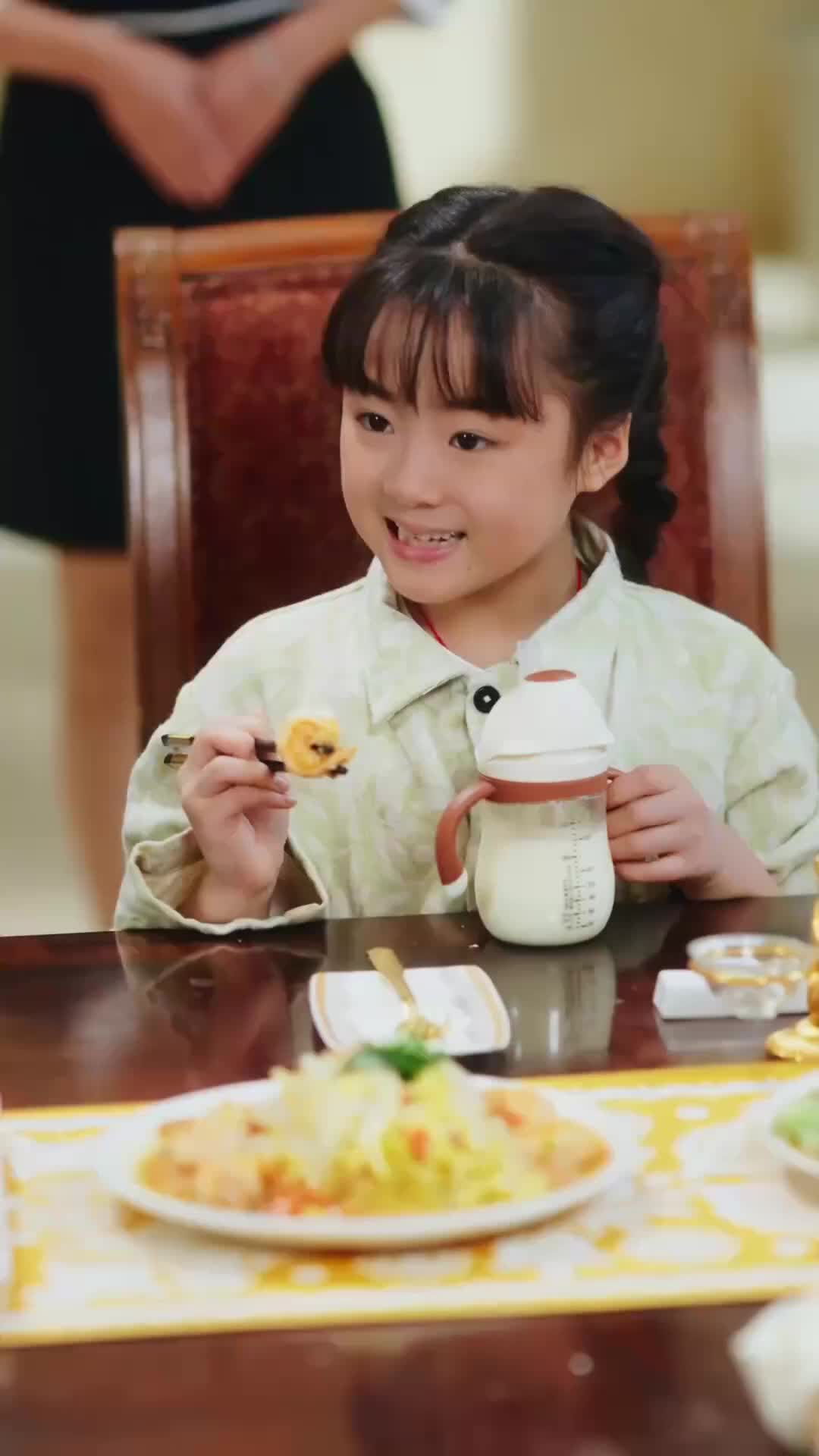 Putri Kecil Pembawa Hoki Episode 11