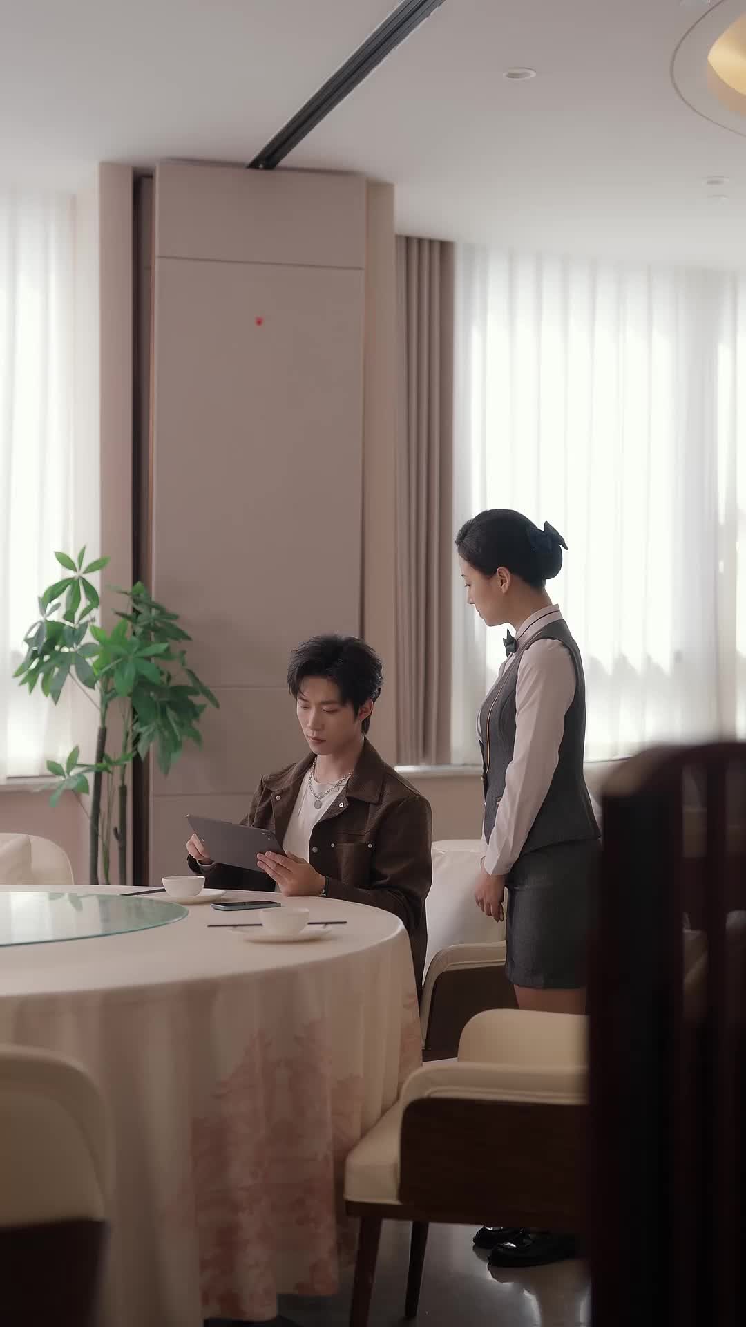 取個錢，我被迫轉了三億 第5集