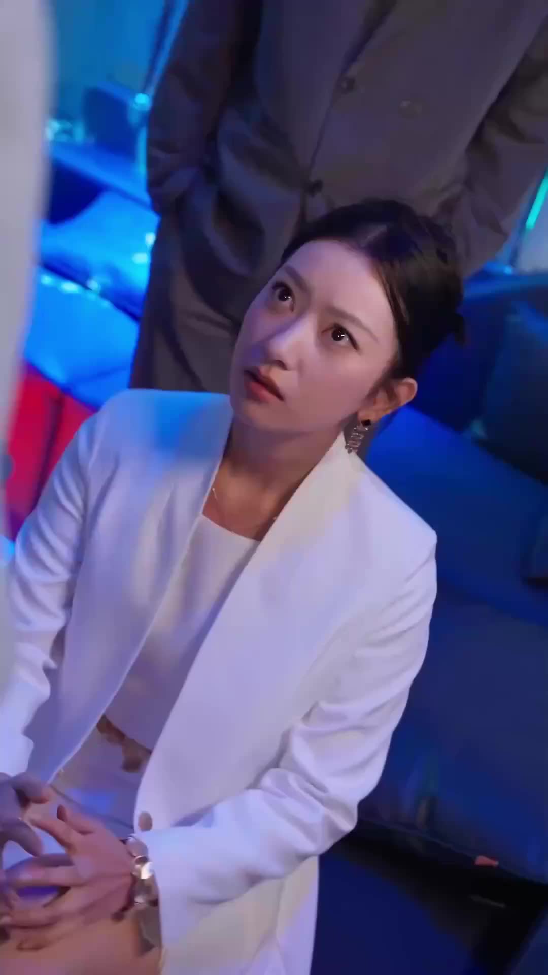 The Heart He Gave, The Love She Broke Episode 7