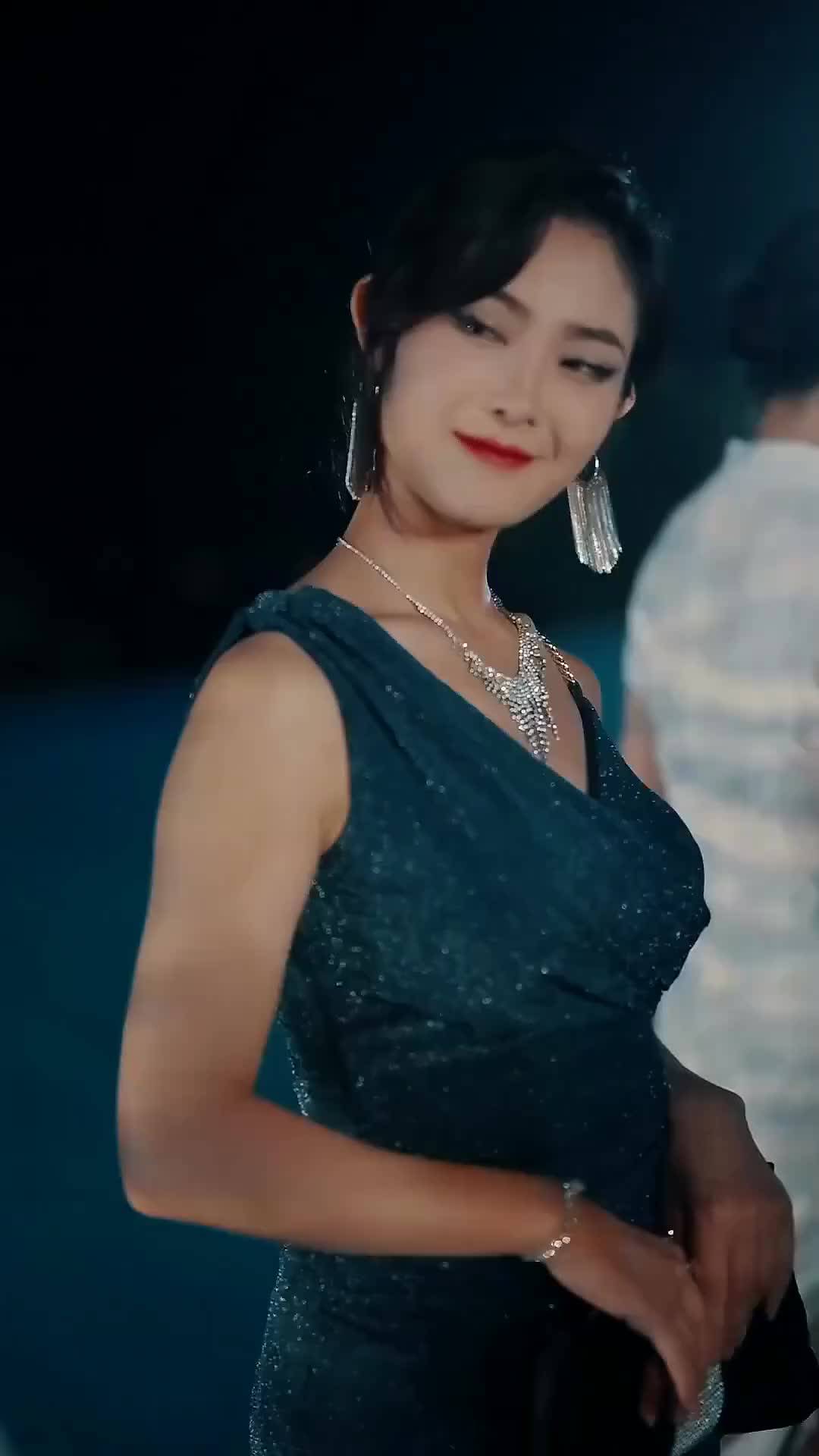 Satu Hati di Tengah Badai Episode 10