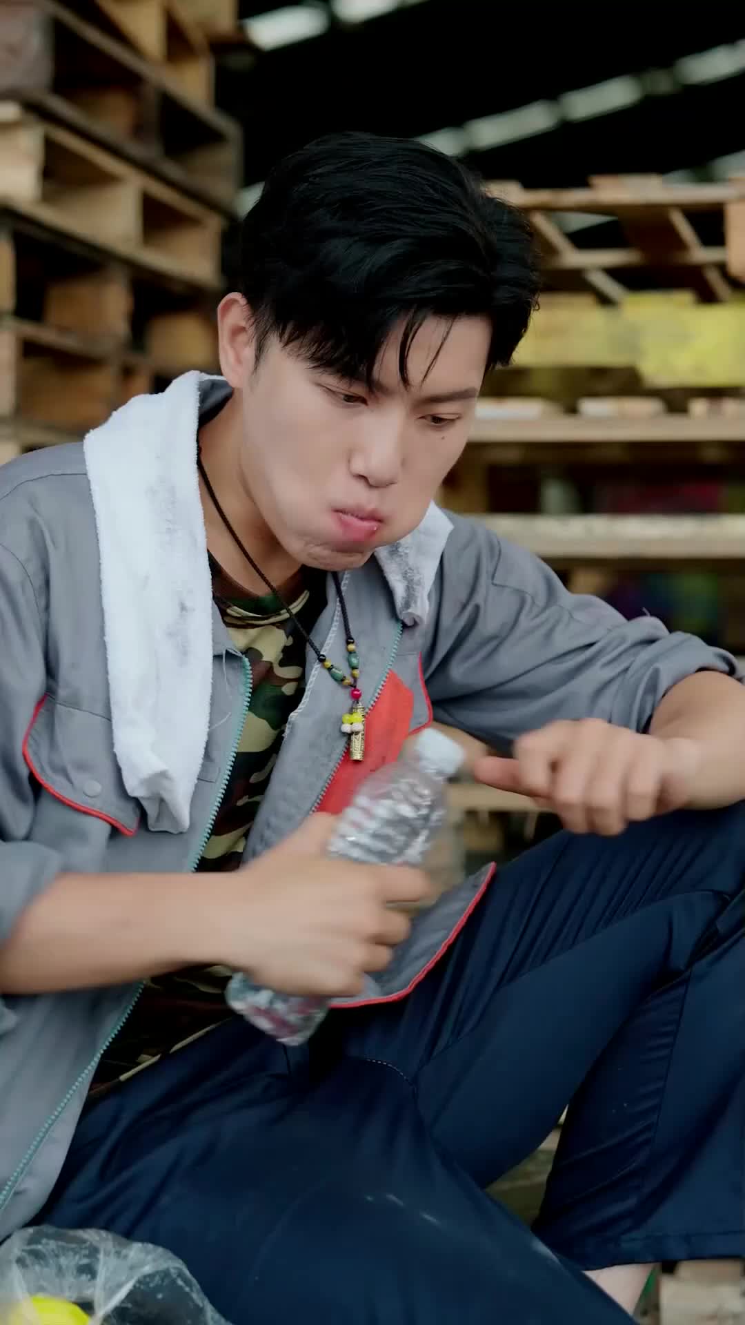 Rahasia di Balik Orang Tua Sederhana (Sulih Suara) - Episode 2 - Episode 2