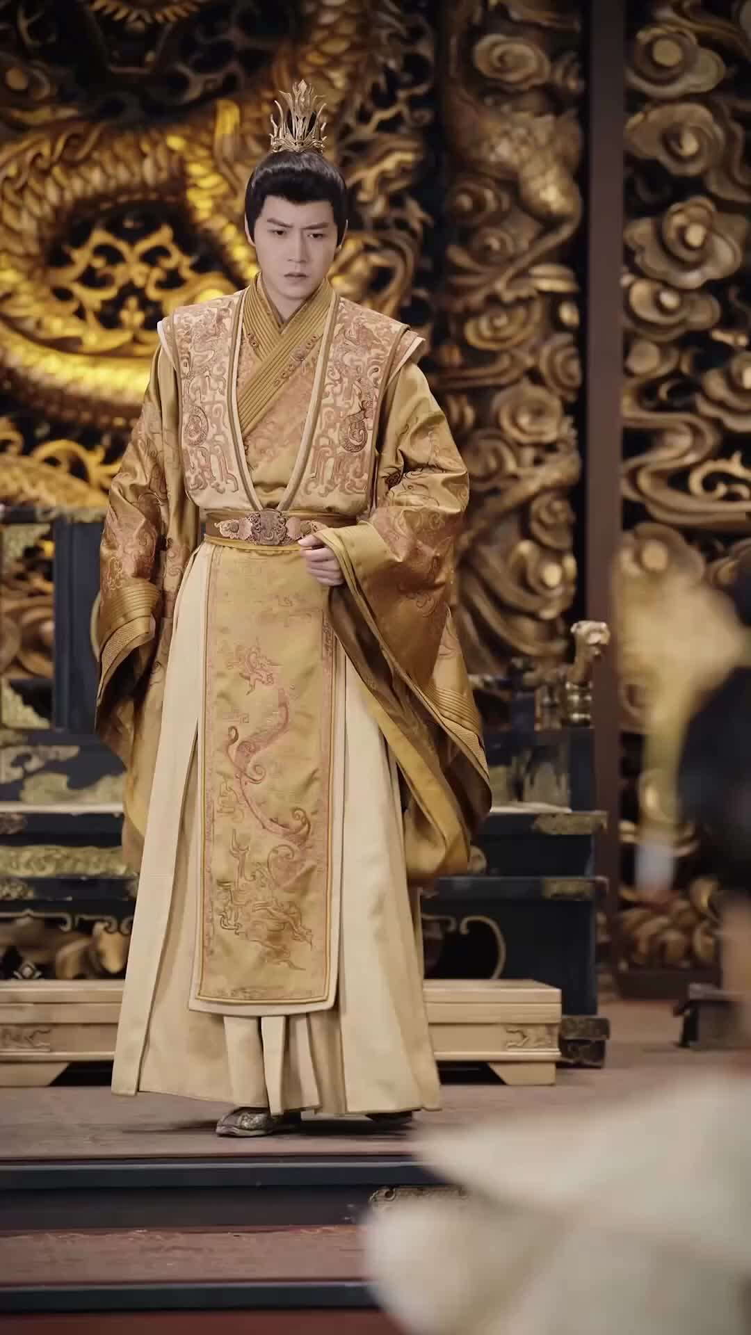 Blinded by the Crown Episode 7
