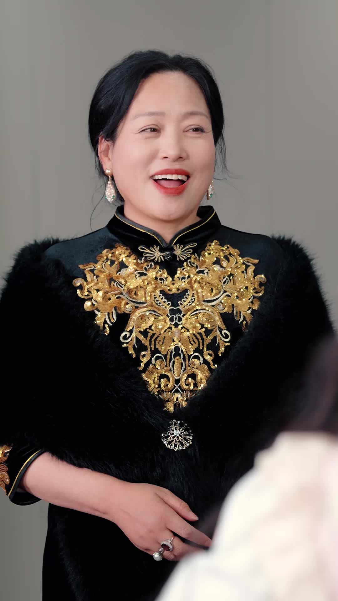 觉醒后,律政千金她不装了 第9集