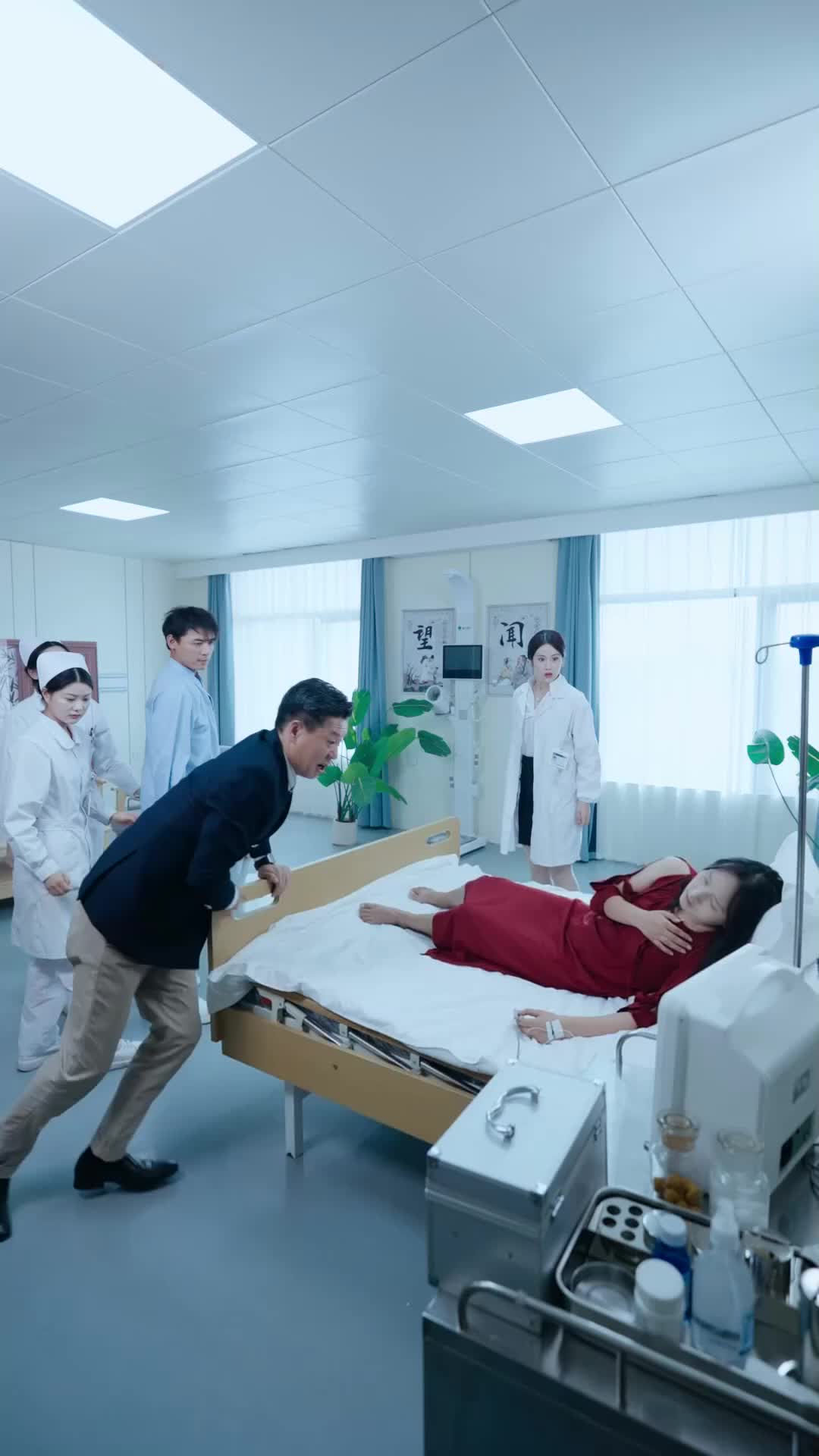 Kembalinya Dokter Legendaris Episode 6