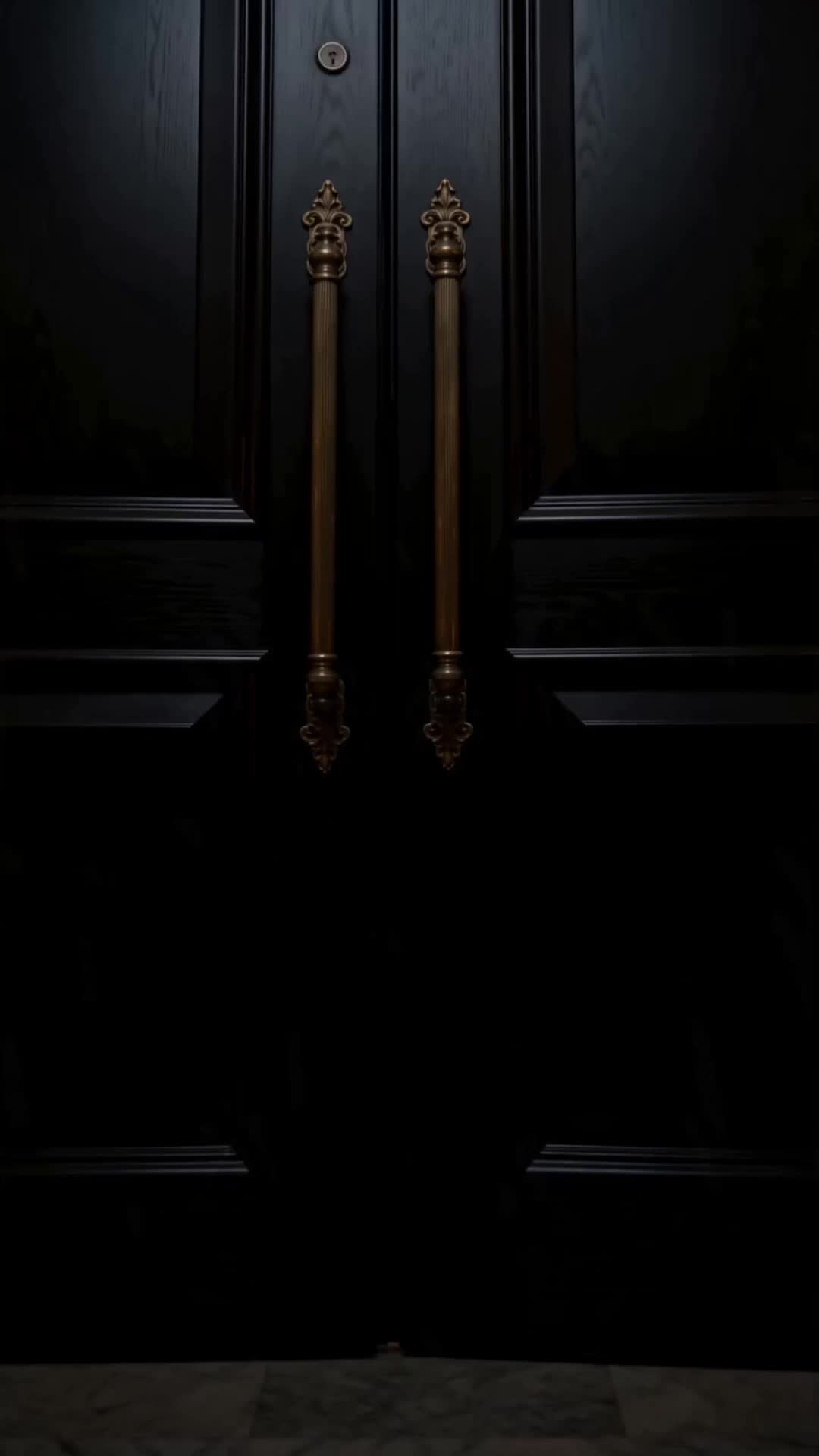 His Damp Specter Lover Episode 4