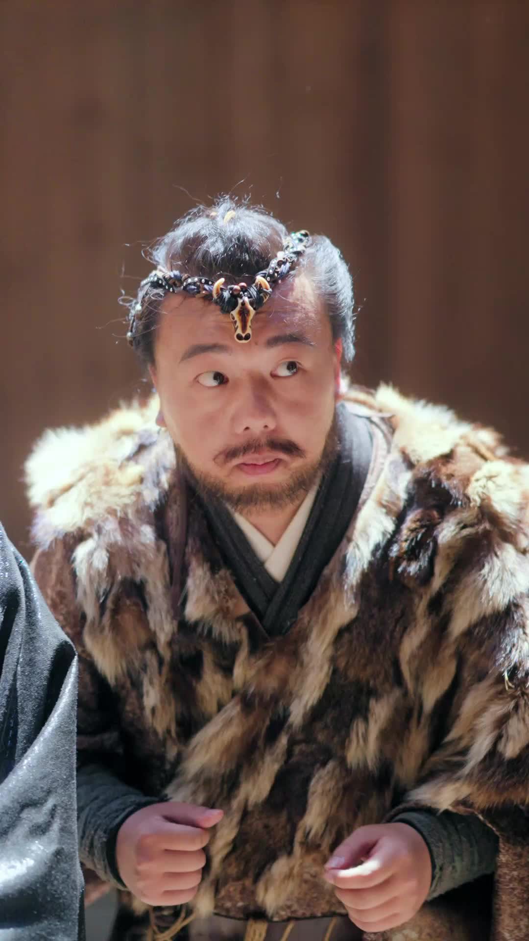 Istriku Tiga, Takdirku Gila (Sulih Suara)  - Episode 73 - Episode 73