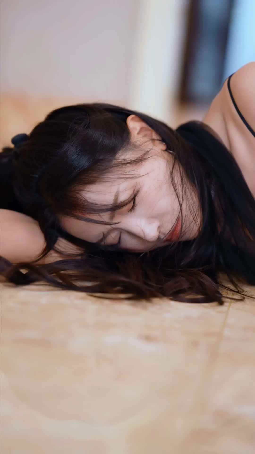 Twice, I Said Goodbye to You Episode 5