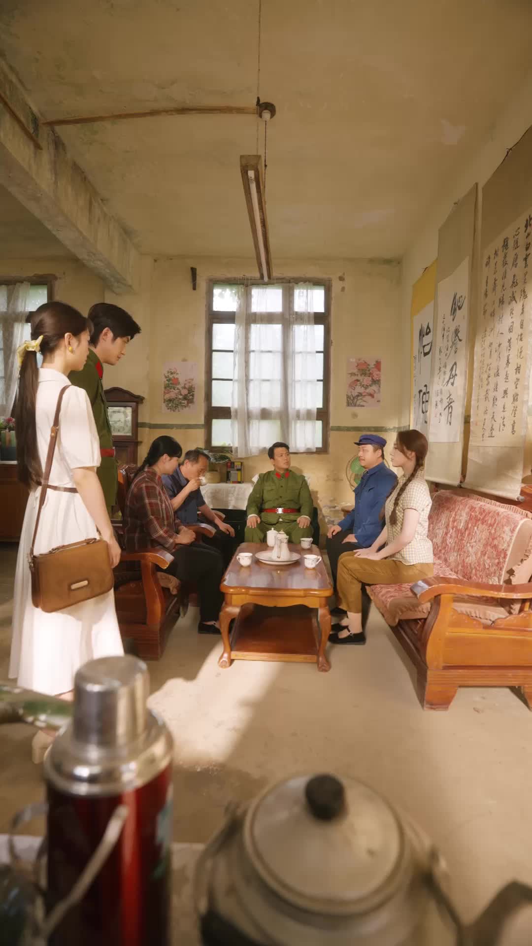 重生七零，我改嫁冷面團長當奶爸 第10集