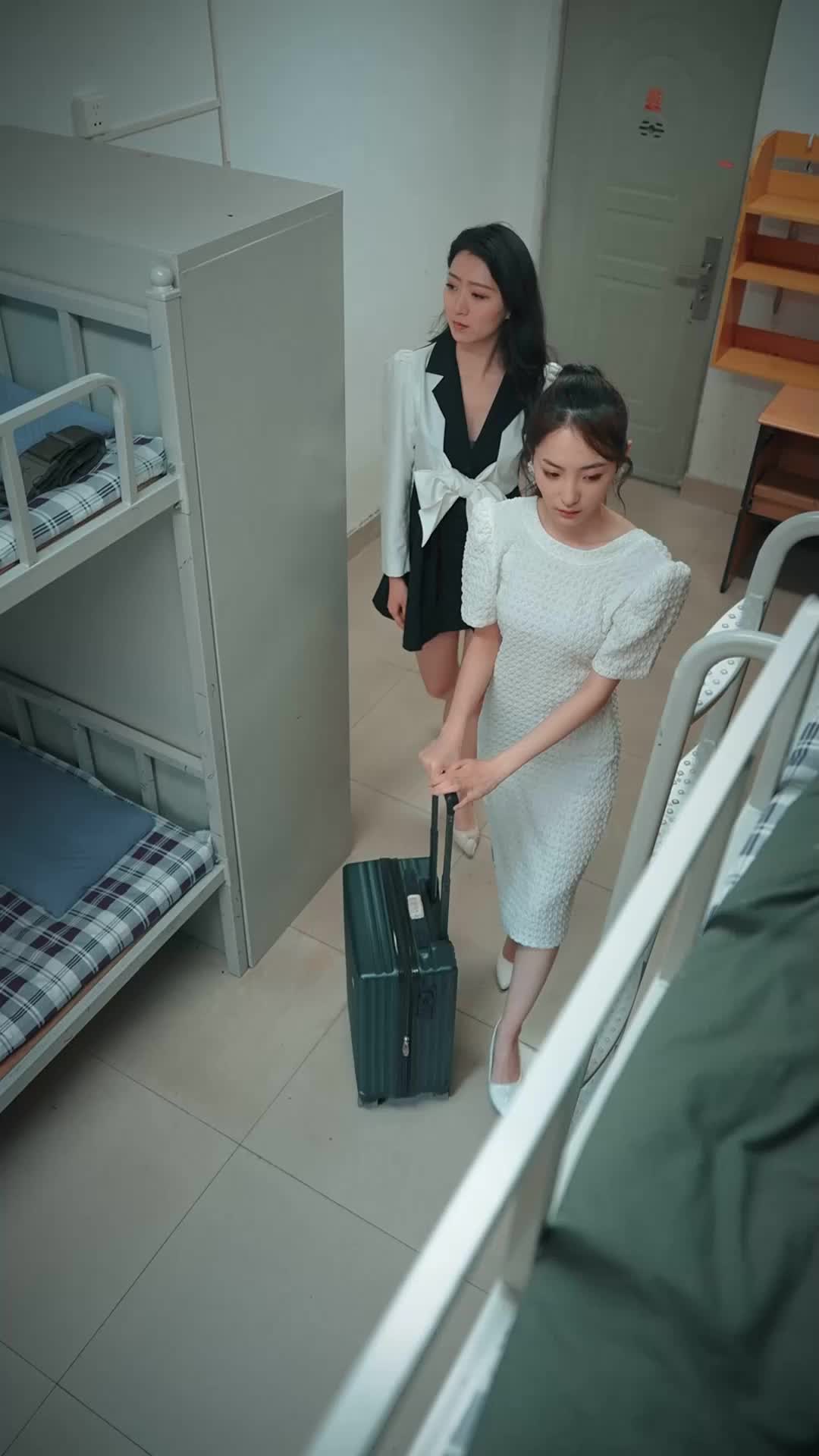 Love Blooms in Contracted Hearts（DUBBED) Episode 11
