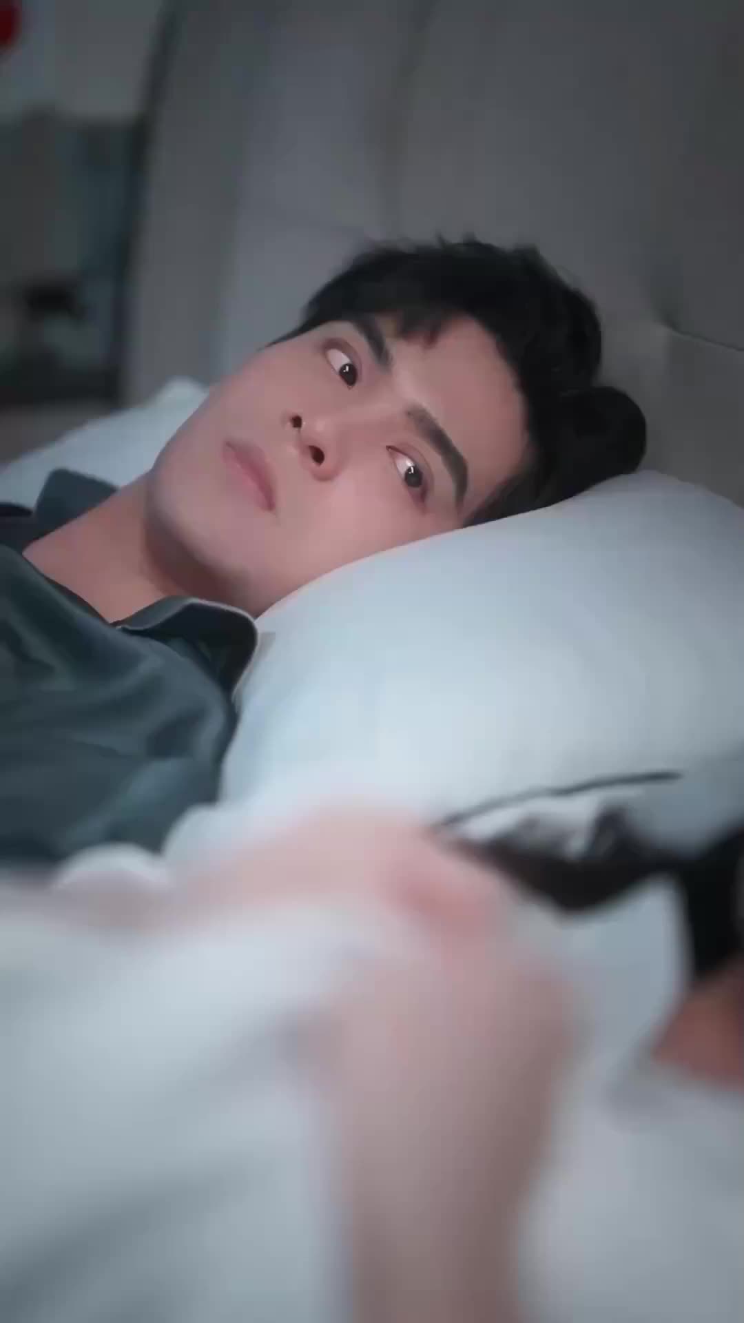 契約到期，吻癮難戒 第1集