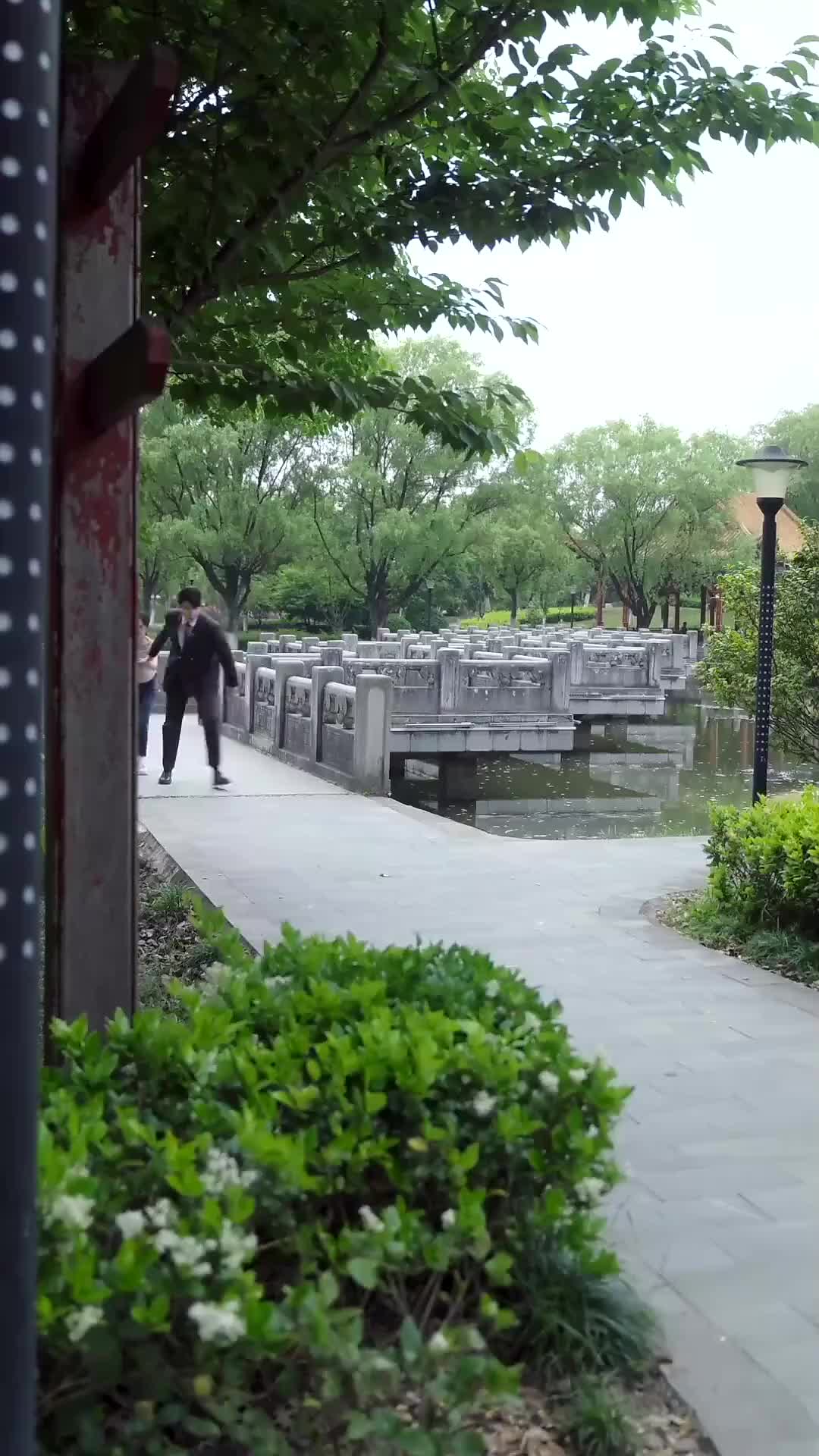 When Love's Thorn Pierces Episode 11