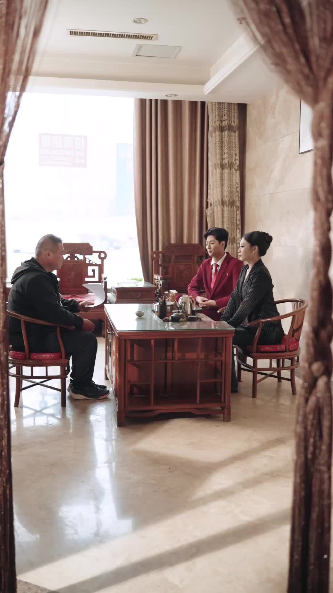Hired to Get Fired, Destined to Fall for Him Episode 8