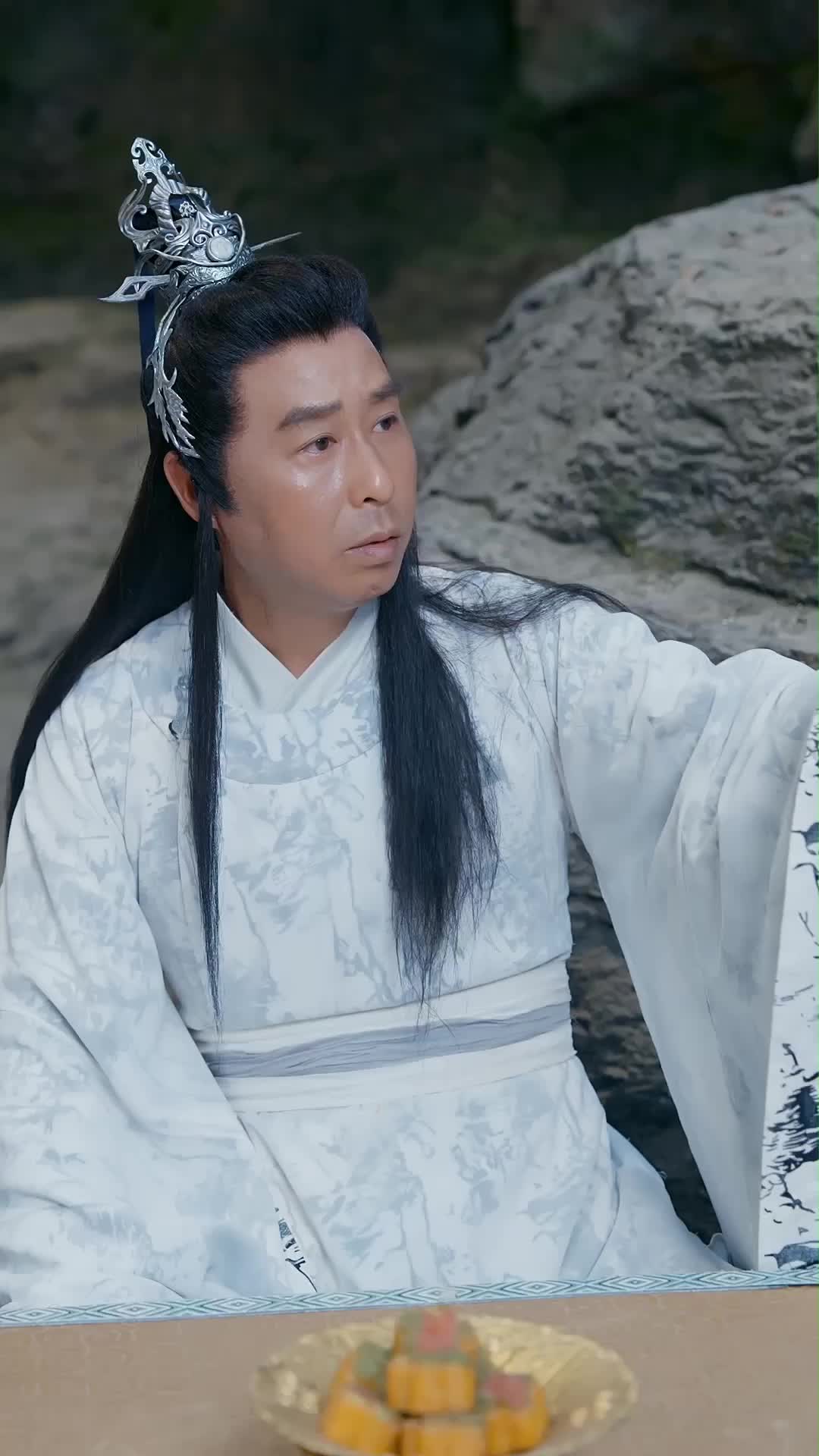 小师妹闹翻修真派 第11集