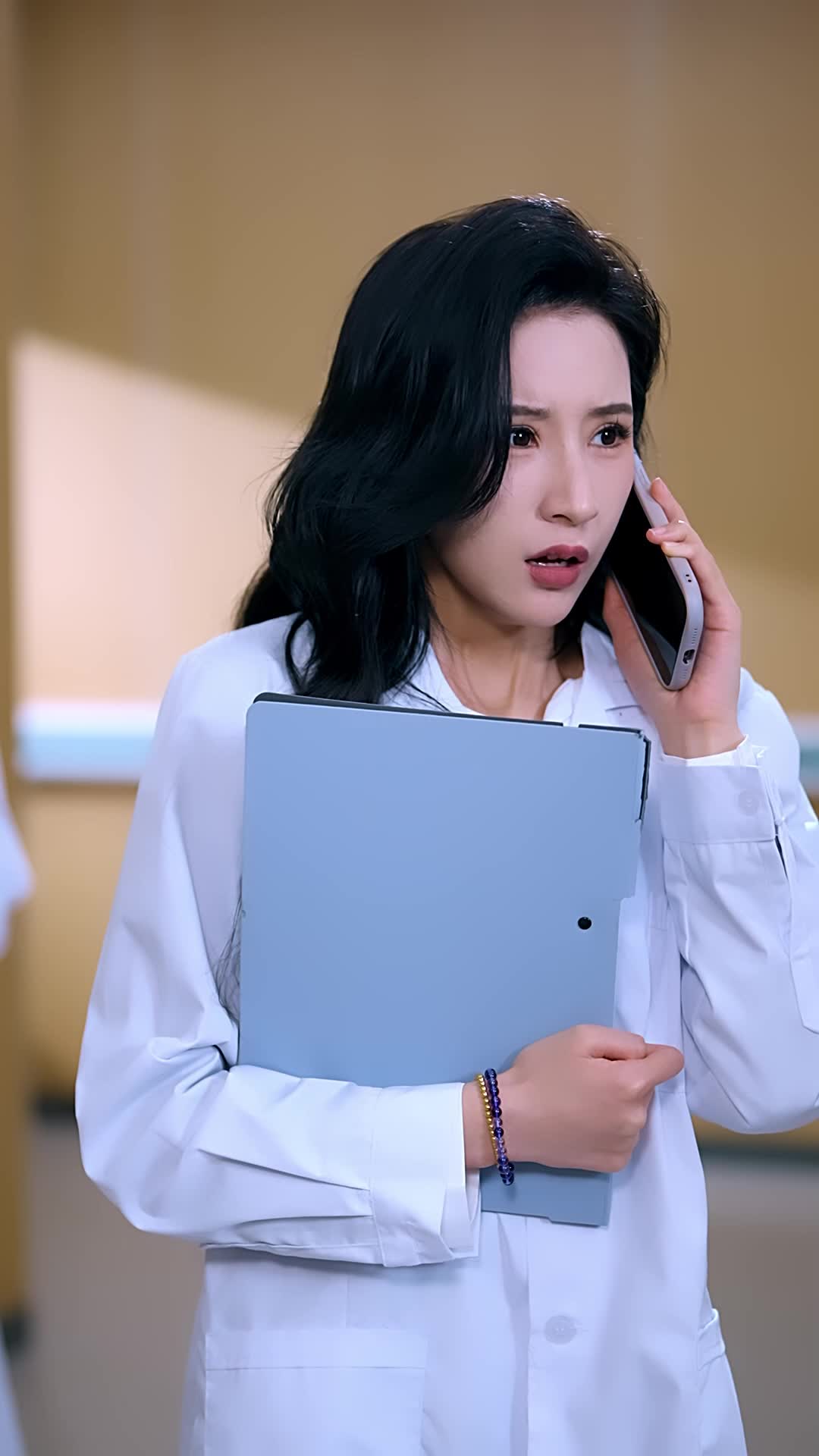 柔弱小花秒变满级女王 第8集