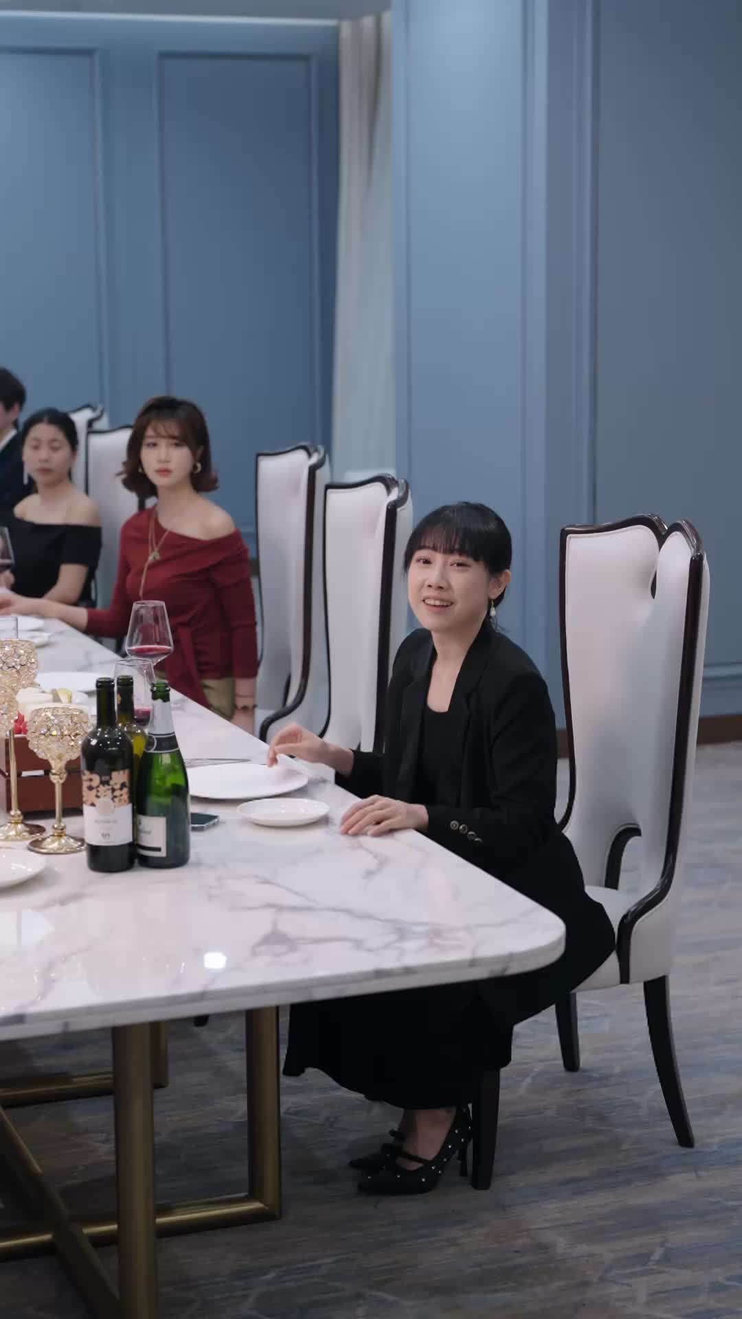 The Confidant Behind the Screen Episode 7