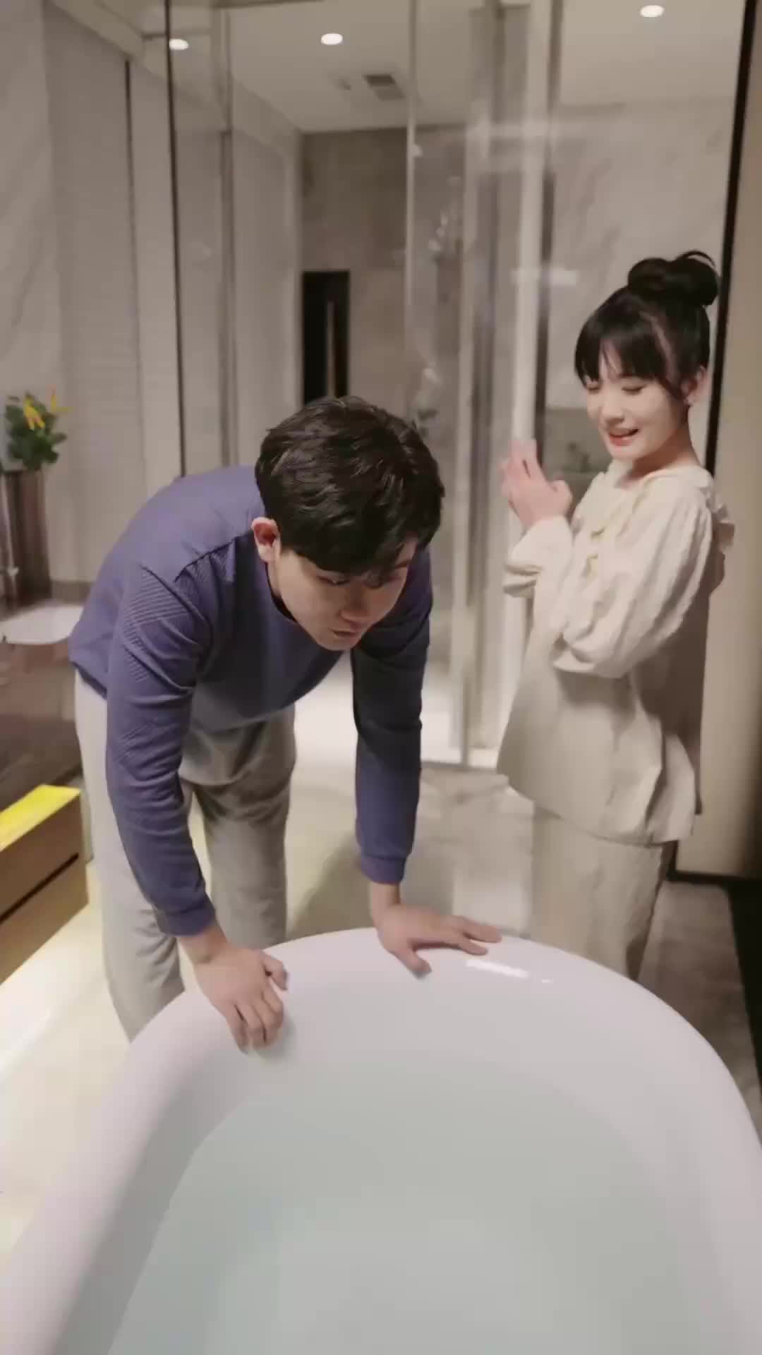 Tricked by Her Play, Trapped in Her Heart Episode 7
